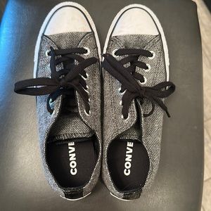 Ladies converse sneakers